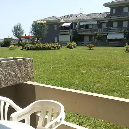 Marine- Palme- Ismare-2 By Interhome Apartment Silvi Marina