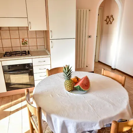 Apartment Marine- Palme- Ismare-2 By Interhome Silvi Marina