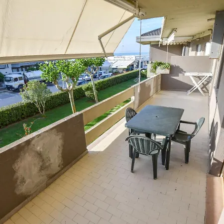 Marine- Palme- Ismare-2 By Interhome